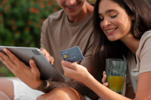 Best Credit Cards of 2025: Our Top Choices for Rewards and Perks